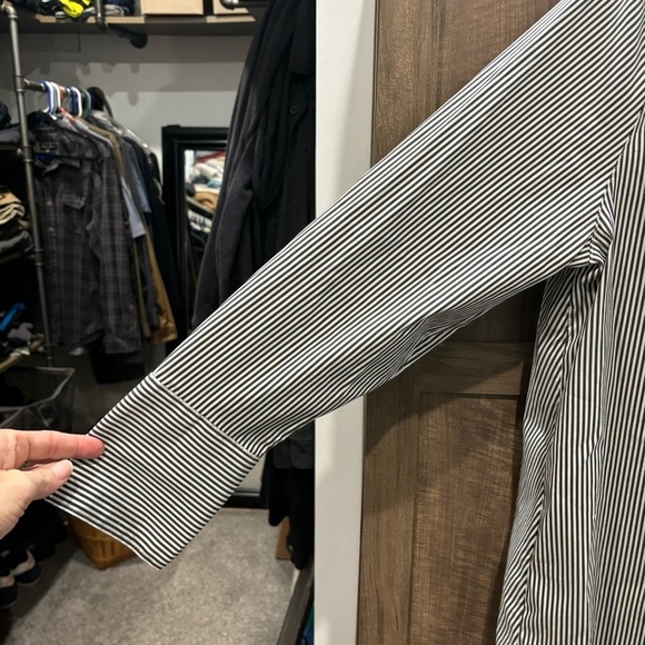 NWT Chicos 2 (large) drama poplin tunic striped button front shirt top - Picture 7 of 11